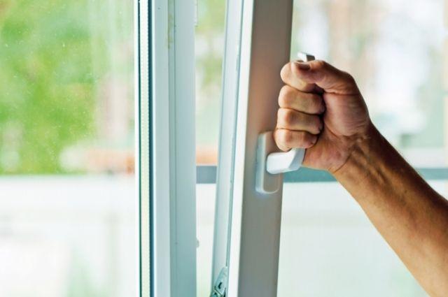 Custom Plastic Window Fitting for Your Property by Fixoriaicon